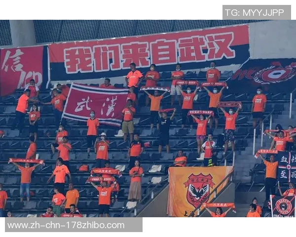 足球队旗的设计与文化象征探讨如何增强球队凝聚力与球迷认同感